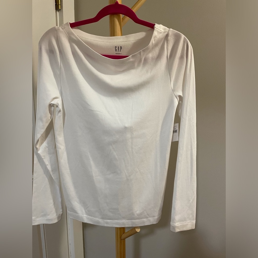 GAP White Soft Fitted Long Sleeve Scoop neck T-Shirt